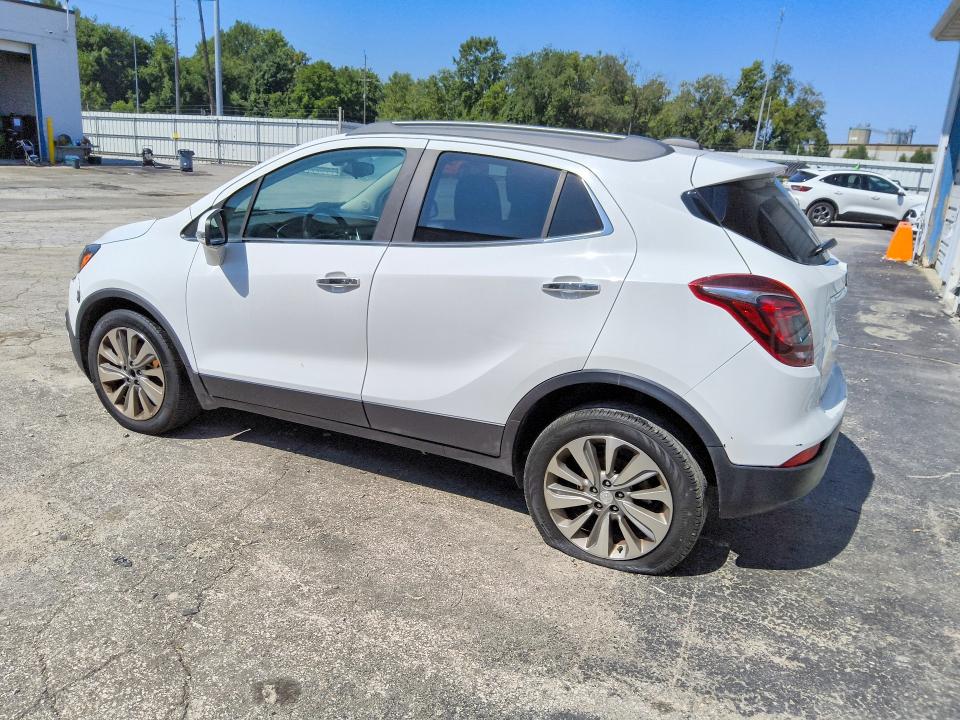 Photo 2 from auction – 2018 BUICK ENCORE with VIN KL4CJASBXJB705726