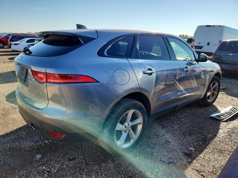 Photo 3 from auction – 2020 JAGUAR F-PACE with VIN SADCJ2FX3LA623495