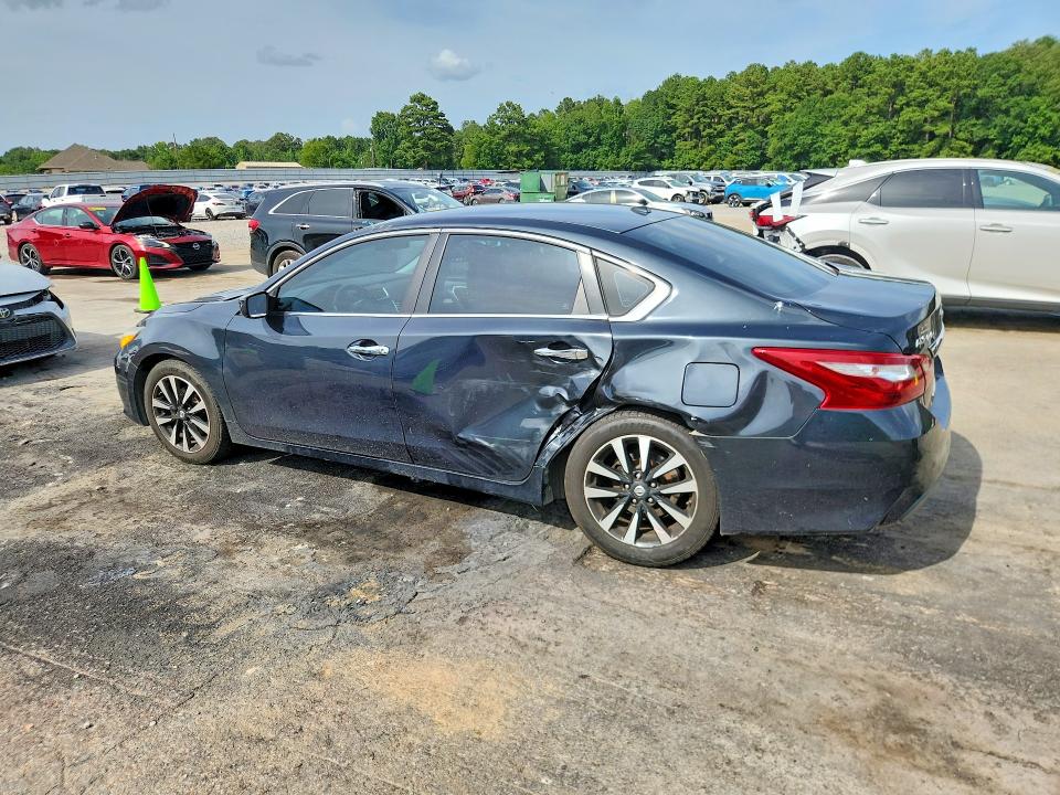 Zdjęcie 2 z aukcji – 2018 NISSAN ALTIMA z VIN 1N4AL3AP1JC206703