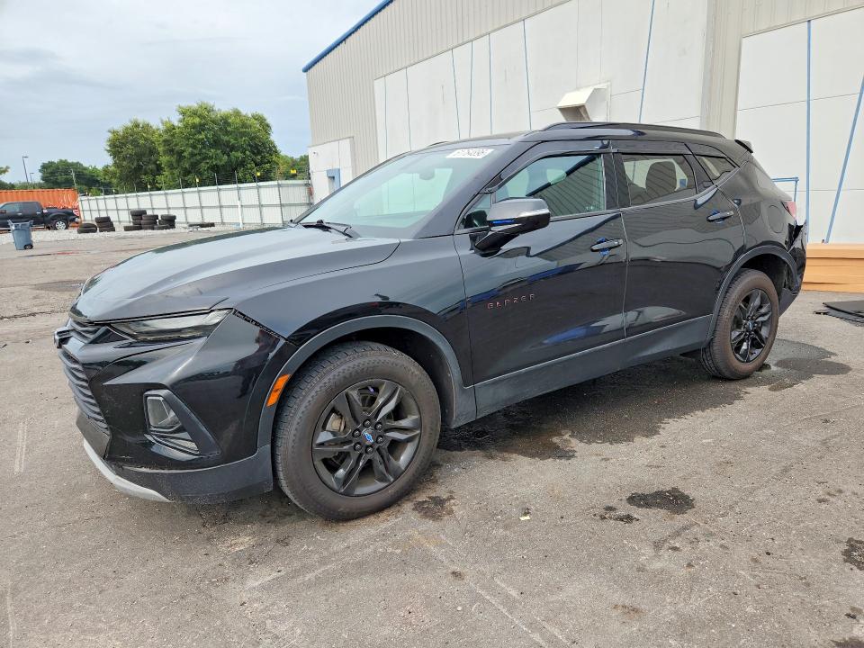 CHEVROLET BLAZER 2020 with VIN 3GNKBCRS6LS681505 - Photo from auction