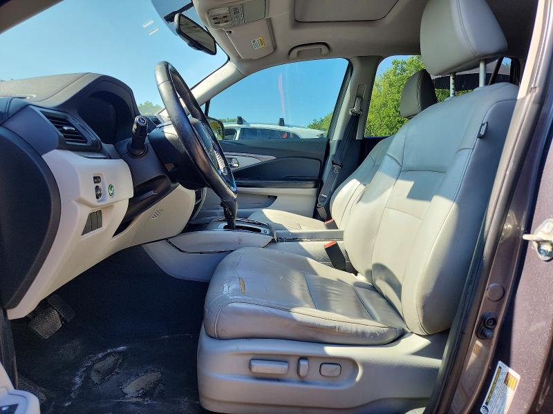 Photo 7 from auction – 2016 HONDA PILOT with VIN 5FNYF6H58GB049561