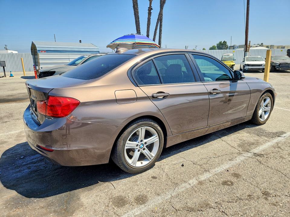 Photo 3 from auction – 2014 BMW 320 with VIN WBA3B1G56ENS80755