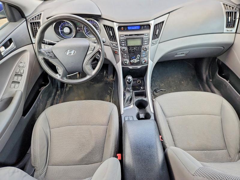 Photo 8 from auction – 2012 HYUNDAI SONATA with VIN 5NPEB4AC5CH413894