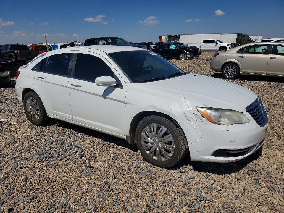 Photo 4 from auction – 2012 CHRYSLER 200 with VIN 1C3CCBAB8CN124707