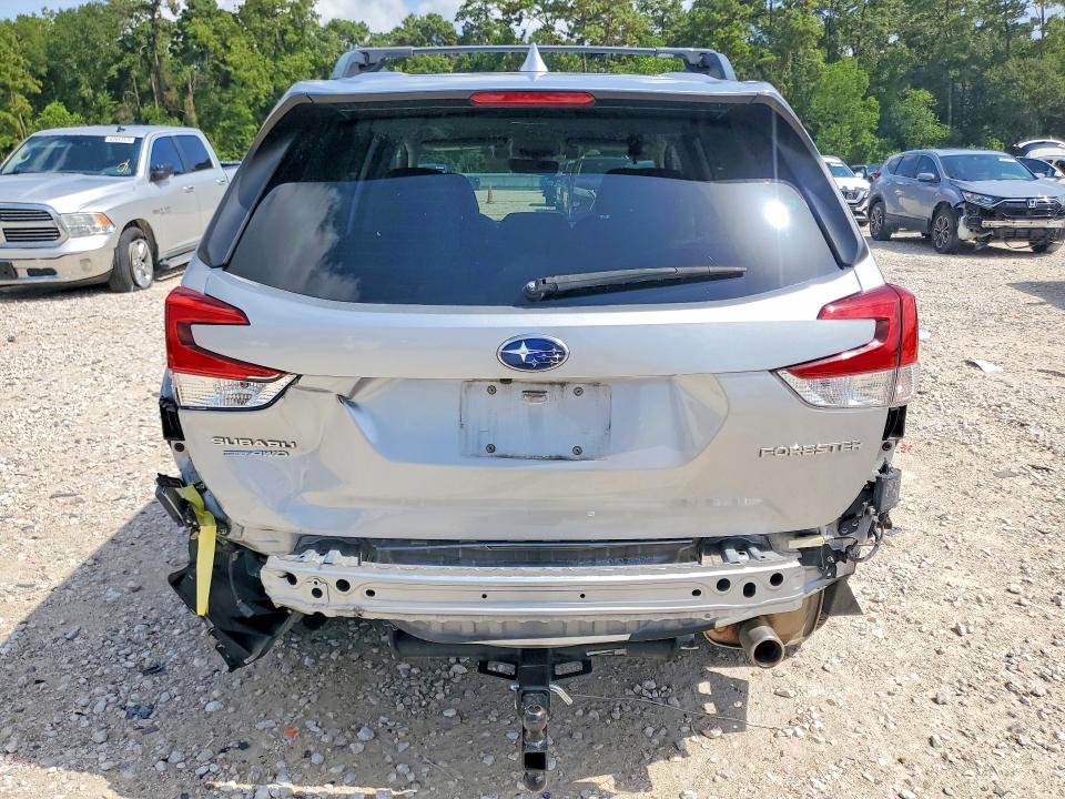 Foto 6 de la subasta – 2021 SUBARU FORESTER con VIN JF2SKAUC5MH400965