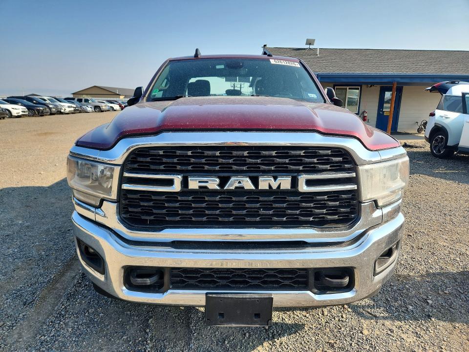 Foto 5 de la subasta – 2022 RAM 2500 con VIN 3C6UR5DL0NG190143