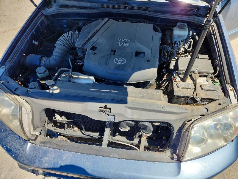 Photo 11 from auction – 2005 TOYOTA 4RUNNER with VIN JTEZU14R058024717