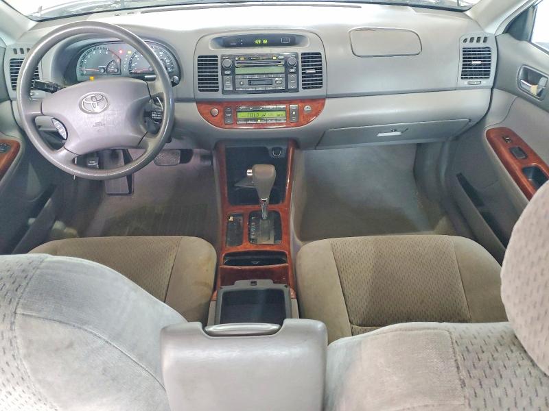 Photo 8 from auction – 2004 TOYOTA CAMRY with VIN 4T1BE30K84U330346