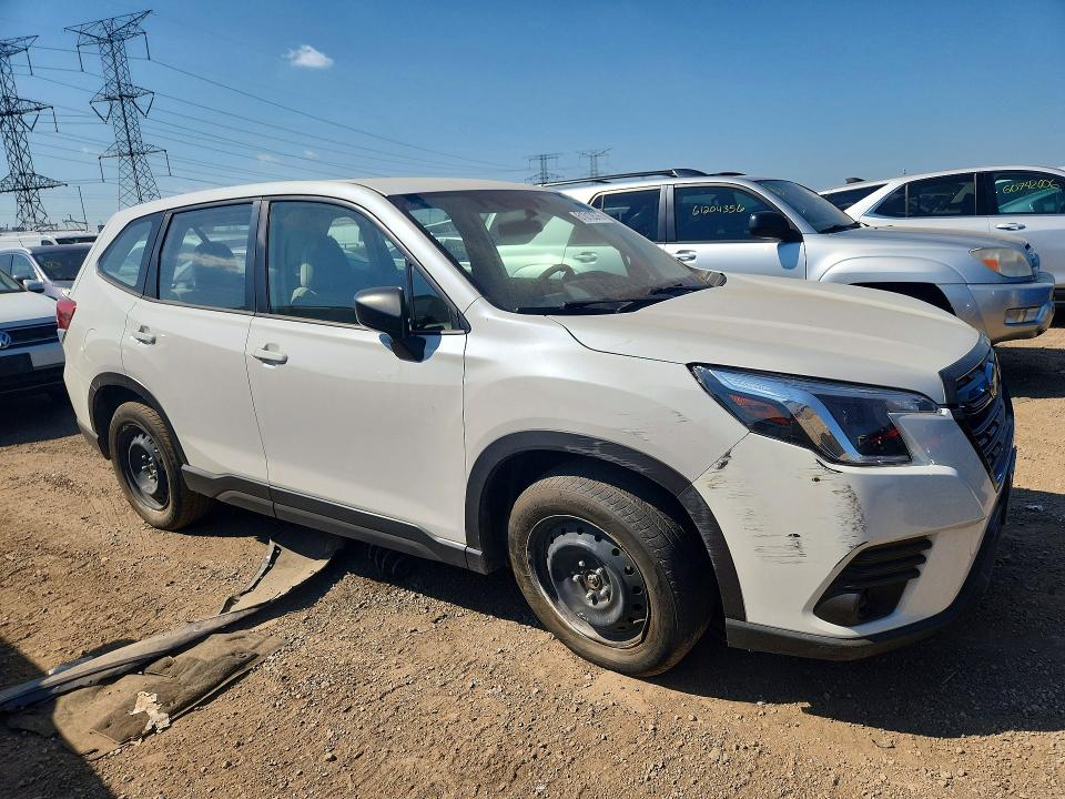 Photo 4 from auction – 2023 SUBARU FORESTER with VIN JF2SKAAC8PH437081