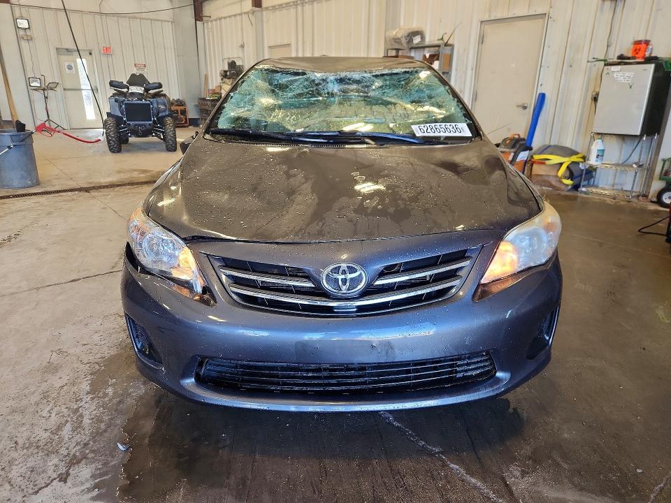 Photo 5 from auction – 2013 TOYOTA COROLLA with VIN 2T1BU4EE1DC087041