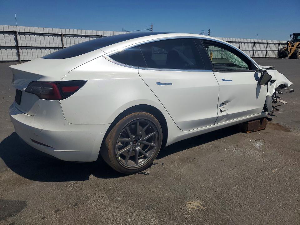 Photo 3 from auction – 2019 TESLA MODEL 3 with VIN 5YJ3E1EA6KF401739