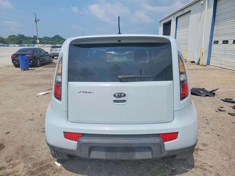 Photo 6 from auction – 2010 KIA SOUL with VIN KNDJT2A25A7170600