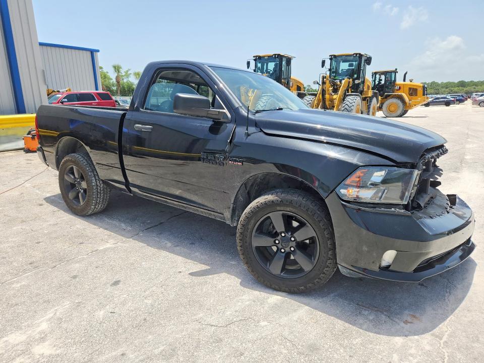 Photo 4 from auction – 2016 RAM 1500 with VIN 3C6JR7AT6GG262890
