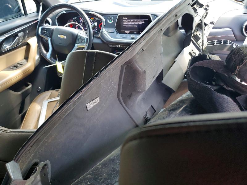 Photo 8 from auction – 2020 CHEVROLET BLAZER with VIN 3GNKBFRS4LS561851