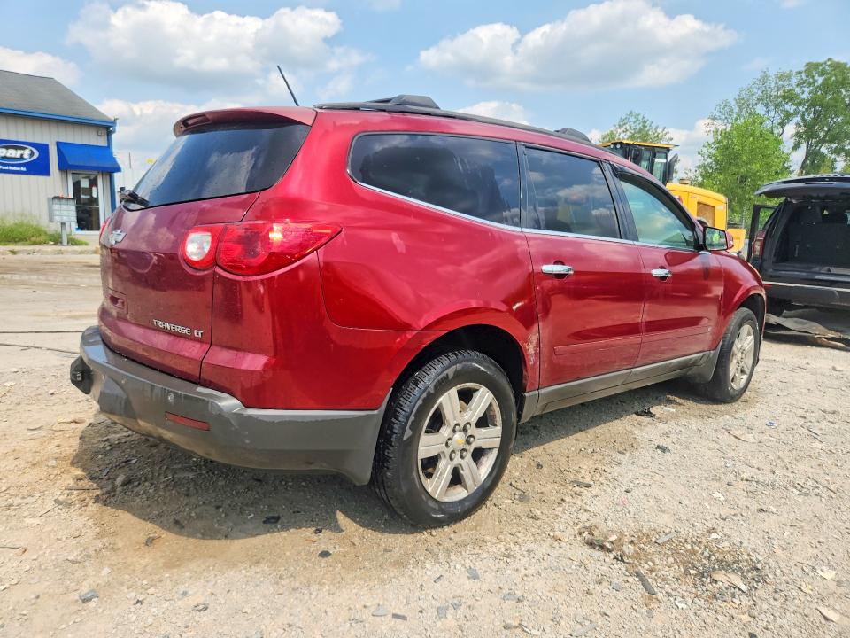 Photo 3 from auction – 2010 CHEVROLET TRAVERSE with VIN 1GNLVFED9AS126769