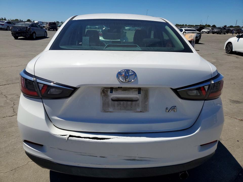 Photo 6 from auction – 2018 TOYOTA YARIS IA with VIN 3MYDLBYV9JY306207