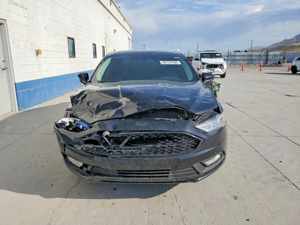 Photo 5 from auction – 2017 FORD FUSION with VIN 3FA6P0G79HR226175