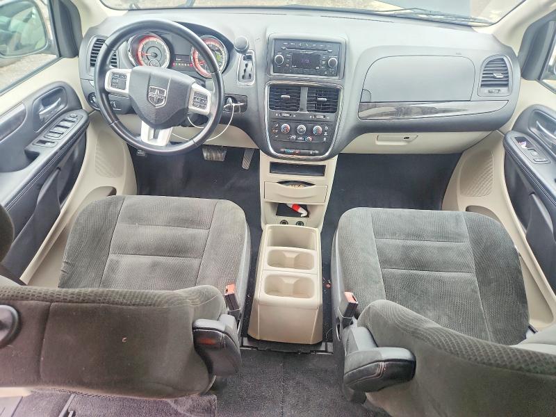 Photo 8 from auction – 2016 DODGE GRAND CARAVAN with VIN 2C4RDGBG9GR100502