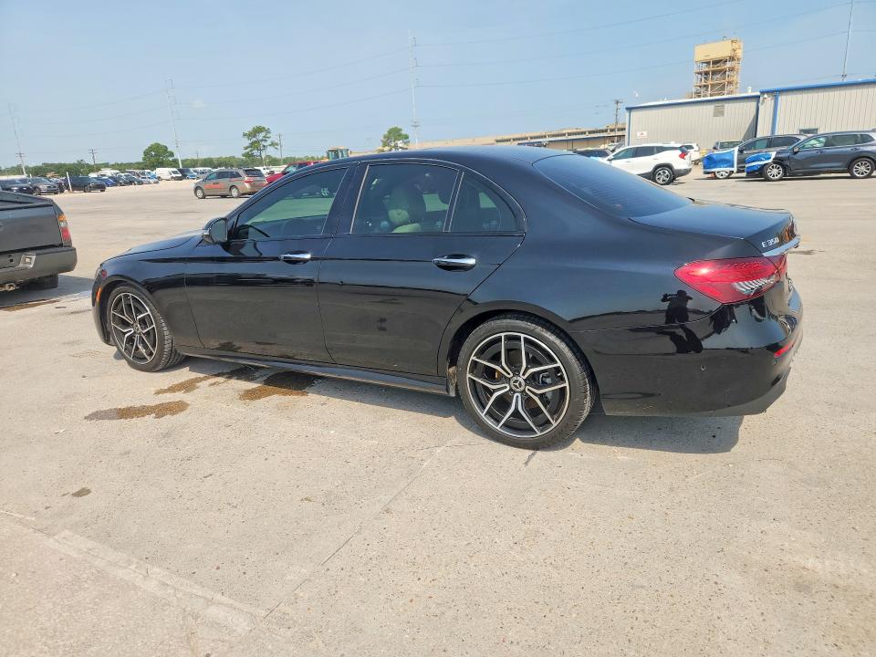 Photo 2 from auction – 2021 MERCEDES-BENZ E with VIN W1KZF8DB1MA914120