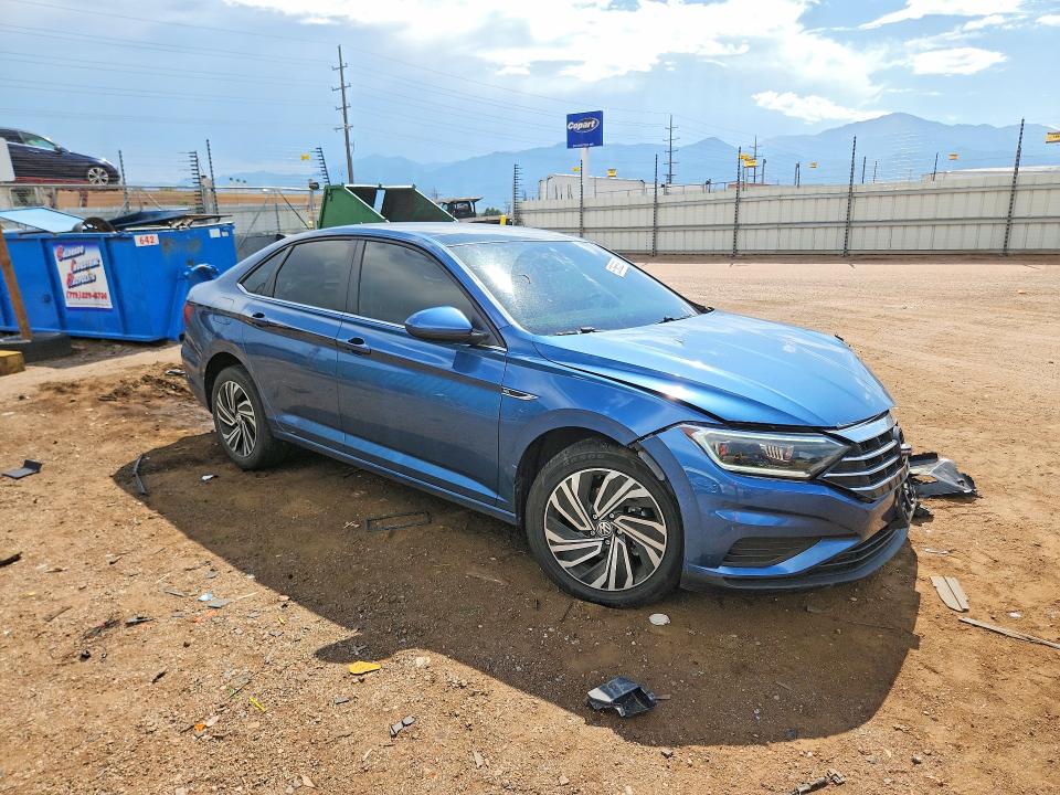 Photo 4 from auction – 2021 VOLKSWAGEN JETTA with VIN 3VWE57BU3MM075548