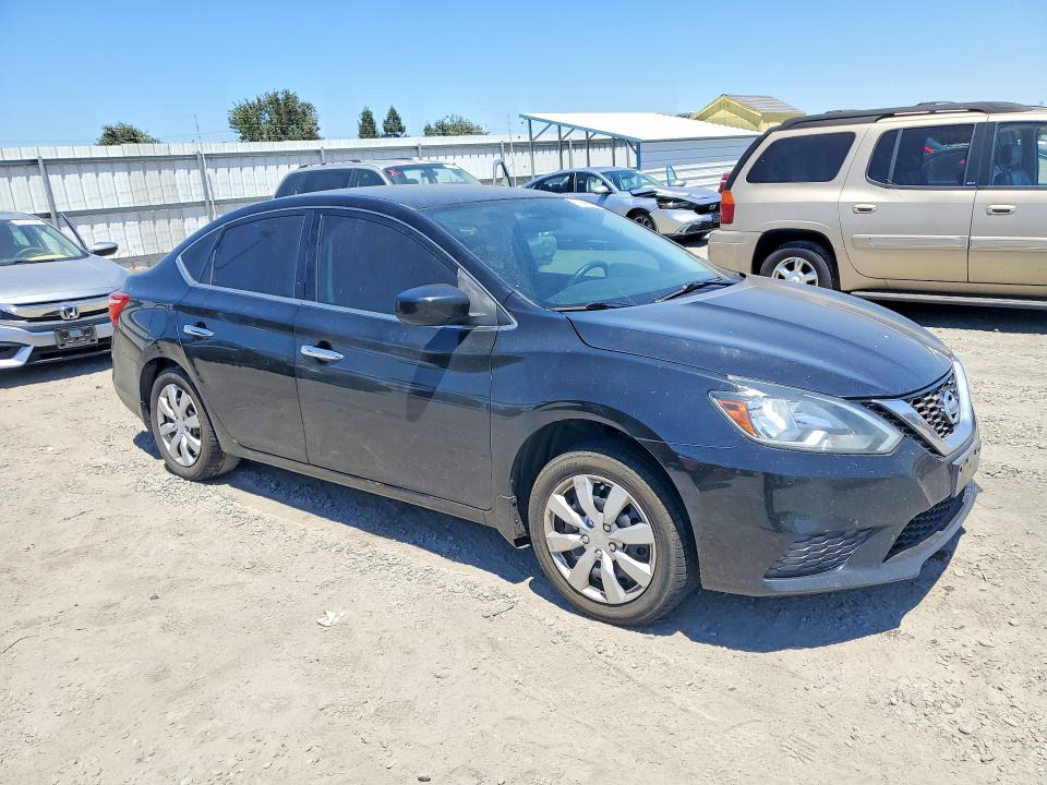 Photo 4 from auction – 2016 NISSAN SENTRA with VIN 3N1AB7AP0GL660221