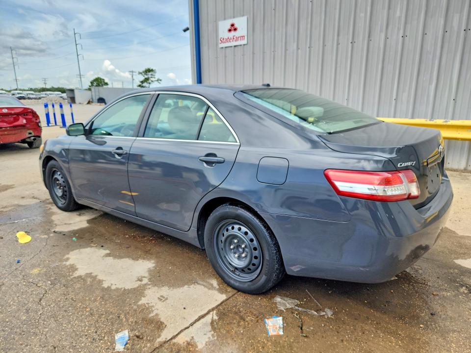 Photo 2 from auction – 2010 TOYOTA CAMRY with VIN 4T1BF3EK0AU024100
