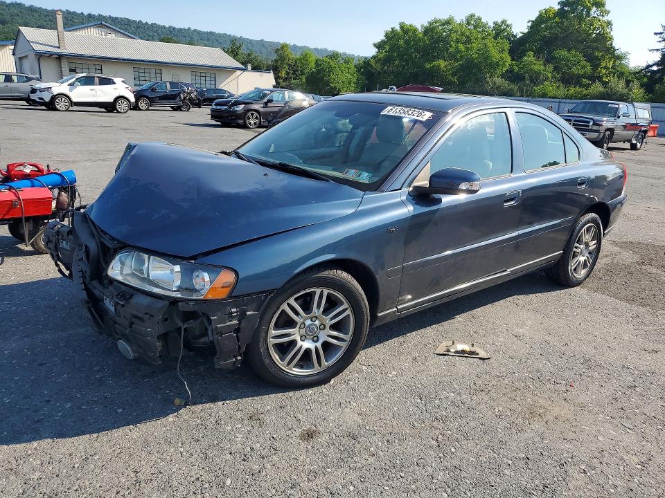 VOLVO S60 2007 with VIN YV1RH592372624305 - Photo from auction