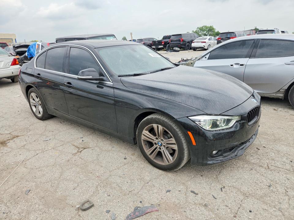 Photo 4 from auction – 2018 BMW 330 with VIN WBA8D9G58JNU66791