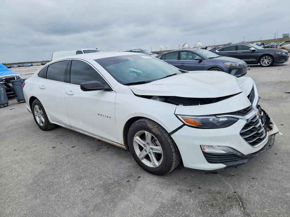 Photo 4 from auction – 2020 CHEVROLET MALIBU with VIN 1G1ZC5ST3LF085820