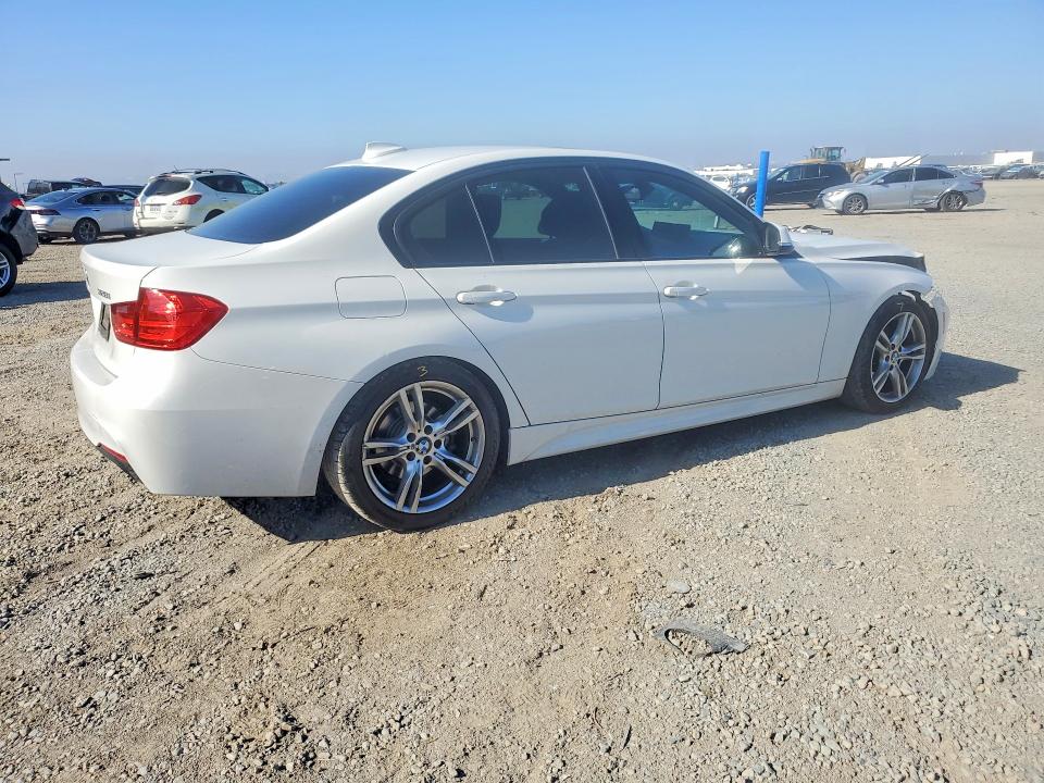 Photo 3 from auction – 2014 BMW 328 with VIN WBA3C1C51EK116415