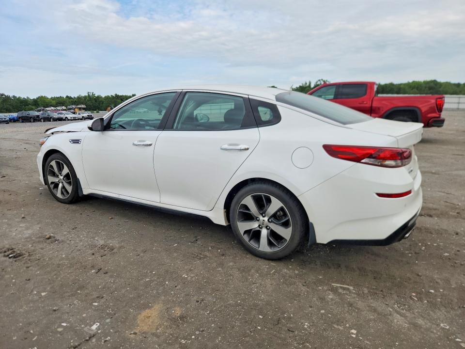 Photo 2 from auction – 2020 KIA OPTIMA with VIN 5XXGT4L32LG423801