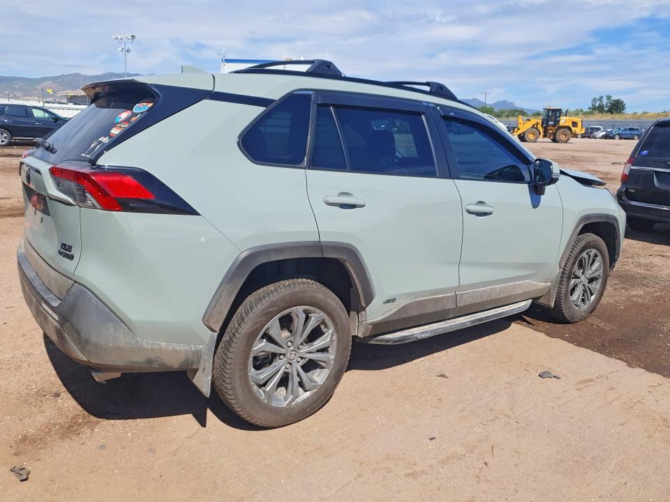 Photo 3 from auction – 2023 TOYOTA RAV4 with VIN 4T3B6RFV3PU127815