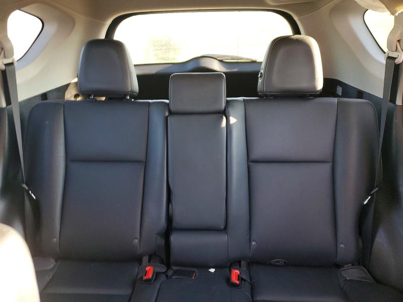 Photo 10 from auction – 2015 TOYOTA RAV4 with VIN 2T3DFREVXFW345596