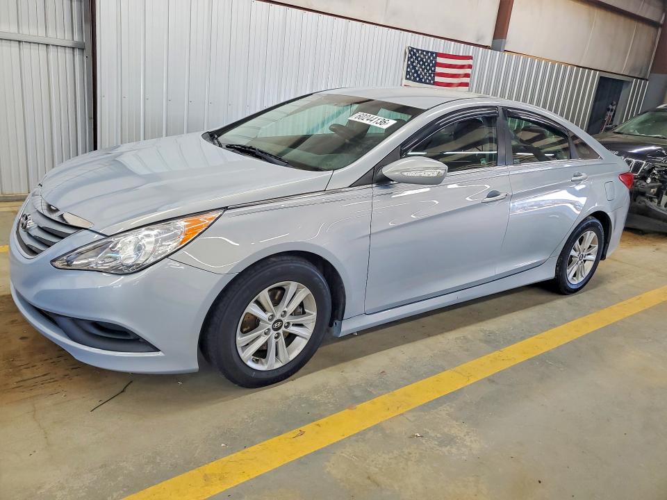 HYUNDAI SONATA 2014 with VIN 5NPEB4AC4EH839918 - Photo from auction