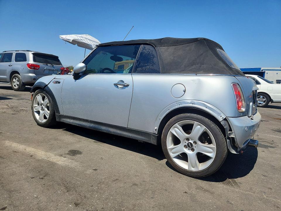 Photo 2 from auction – 2006 MINI COOPER with VIN WMWRH33576TF87846