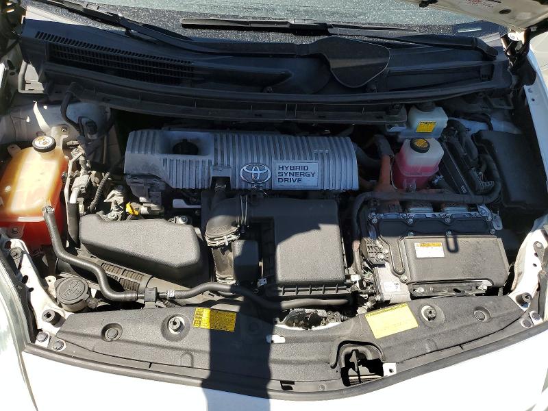 Photo 11 from auction – 2014 TOYOTA PRIUS with VIN JTDKN3DU2E1752292