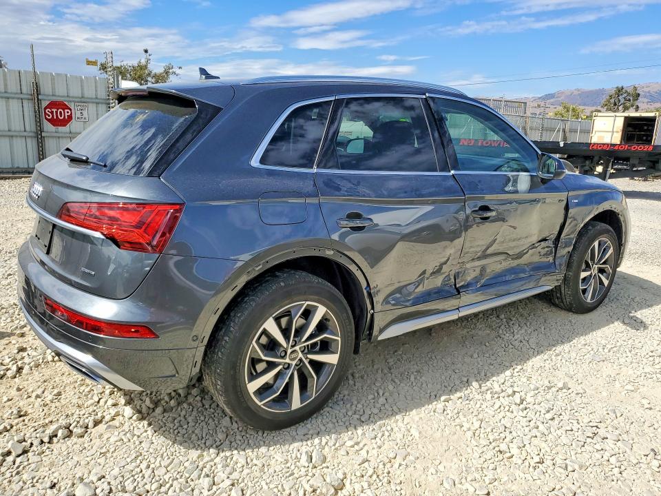 Photo 3 from auction – 2024 AUDI Q5 with VIN WA1FAAFYXR2084804