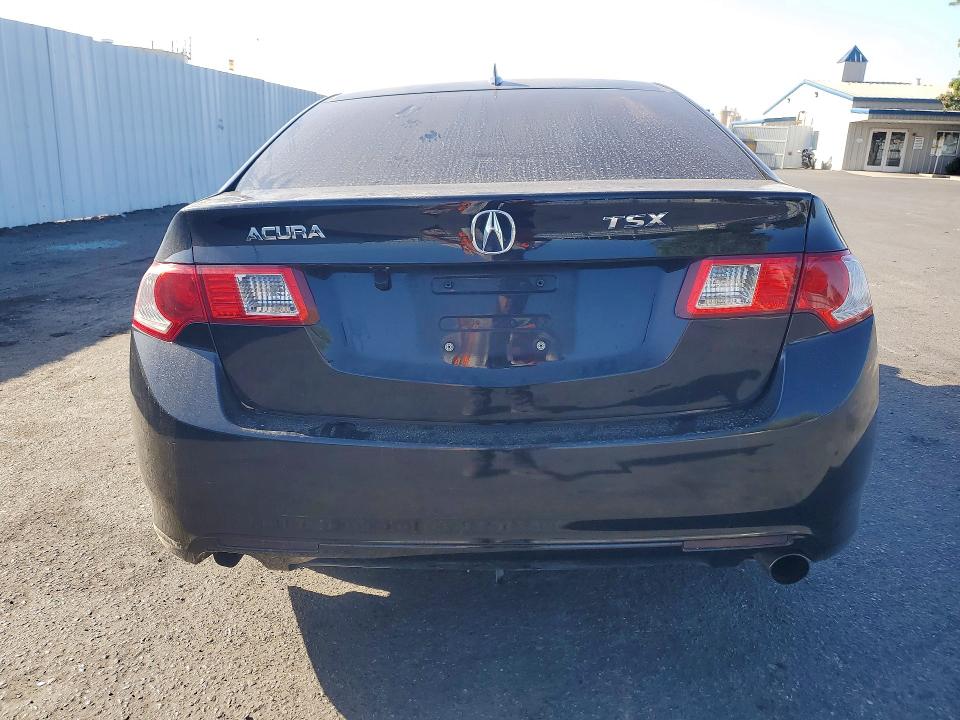 Photo 6 from auction – 2010 ACURA TSX with VIN JH4CU2F63AC030990