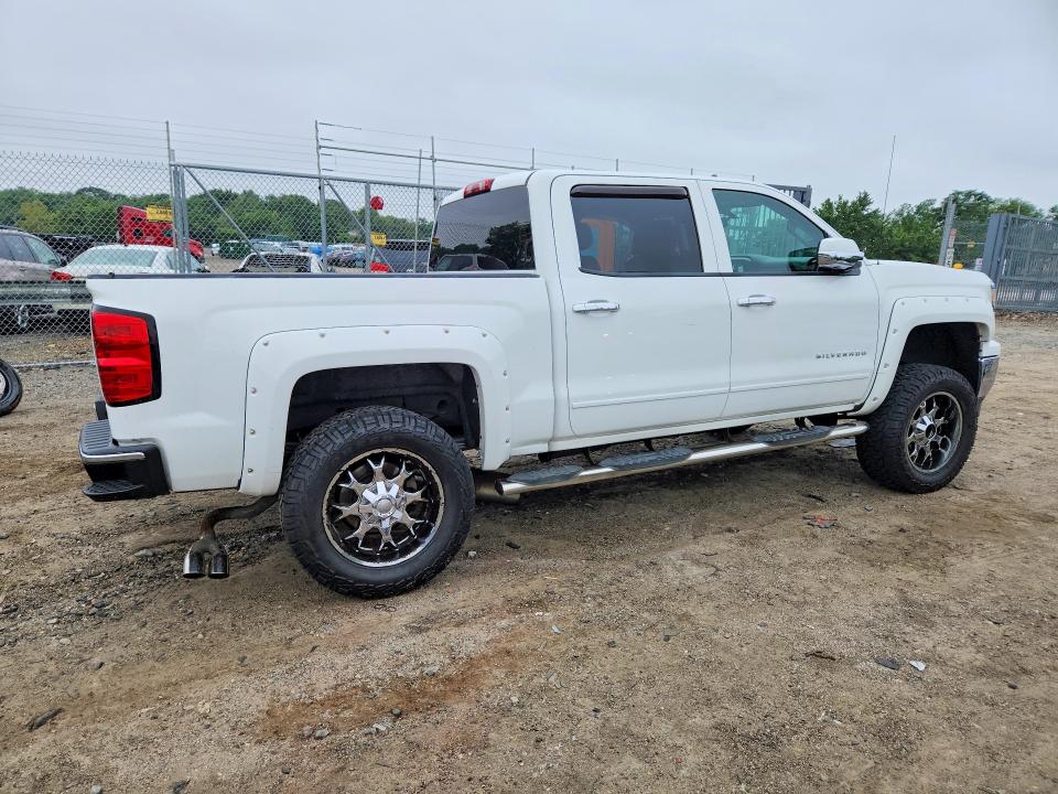 Photo 3 from auction – 2015 CHEVROLET SILVERADO with VIN 3GCUKREC8FG173837