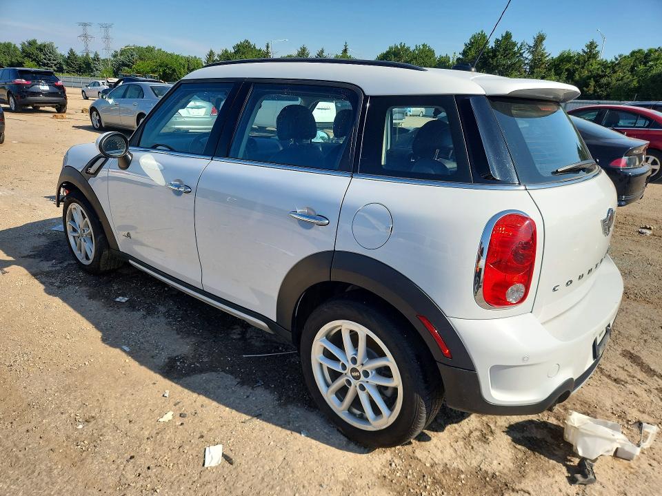 Photo 2 from auction – 2016 MINI COOPER with VIN WMWZC5C53GWU21217