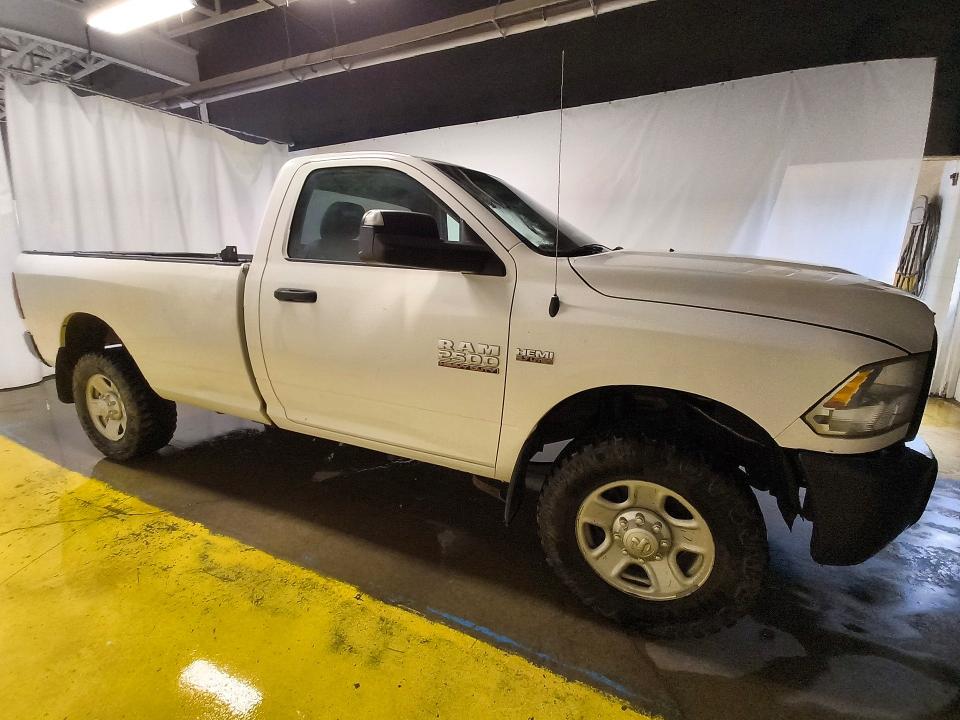 Photo 4 from auction – 2014 RAM 2500 with VIN 3C6LR5AT3EG319122