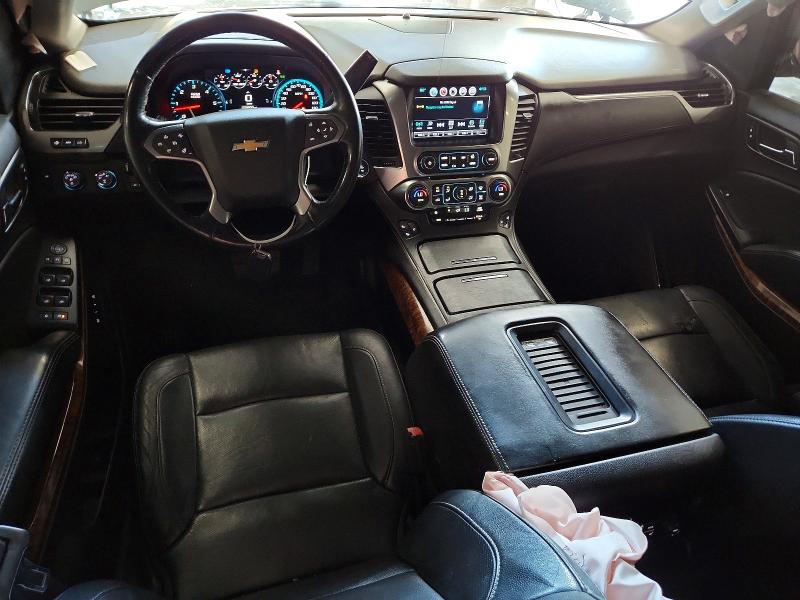 Photo 8 from auction – 2016 CHEVROLET SUBURBAN with VIN 1GNSKJKC2GR387549