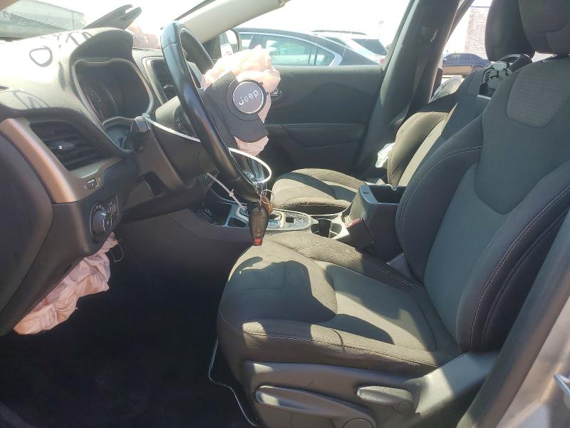 Foto 7 de la subasta – 2017 JEEP CHEROKEE con VIN 1C4PJLCB4HW558677