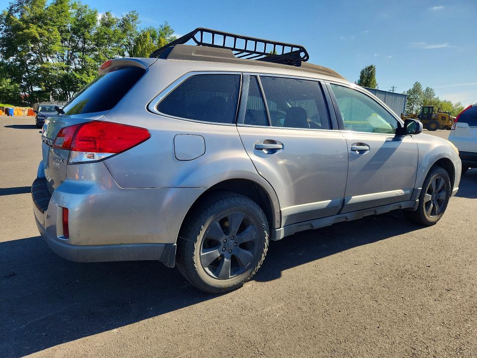 Photo 3 from auction – 2010 SUBARU OUTBACK with VIN 4S4BRBCC3A3315984