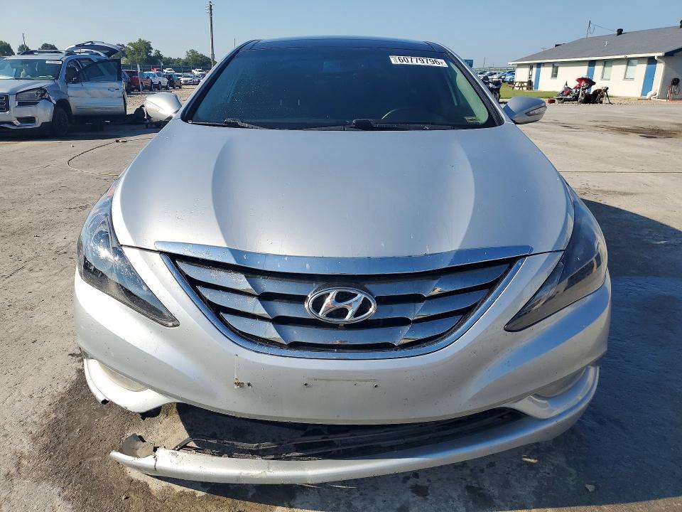 Photo 5 from auction – 2013 HYUNDAI SONATA with VIN 5NPEC4AB7DH809234