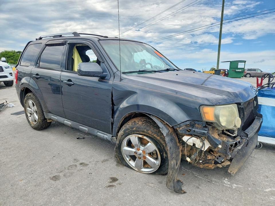 Photo 4 from auction – 2009 FORD ESCAPE with VIN 1FMCU94G79KA07330