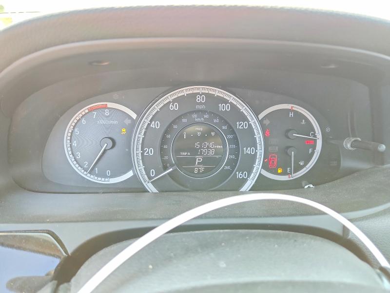 Photo 9 from auction – 2016 HONDA ACCORD with VIN 1HGCR2F34GA185255