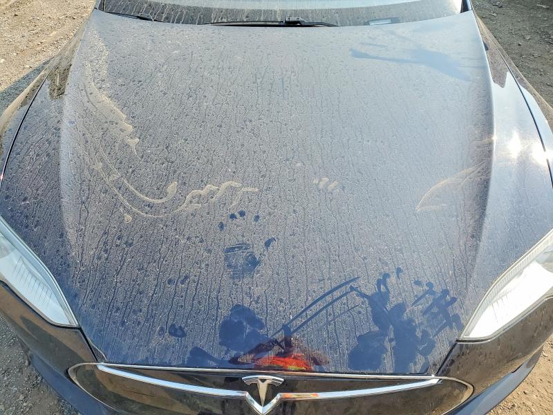 Photo 11 from auction – 2013 TESLA MODEL S with VIN 5YJSA1CN9DFP05163
