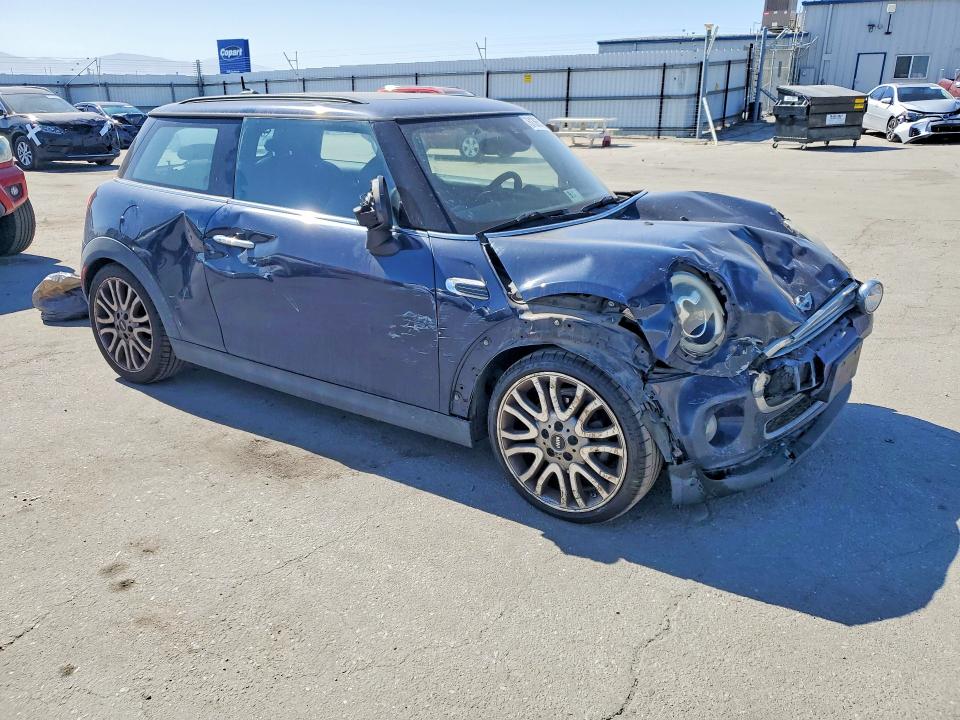 Photo 4 from auction – 2015 MINI COOPER with VIN WMWXM5C56FT974366