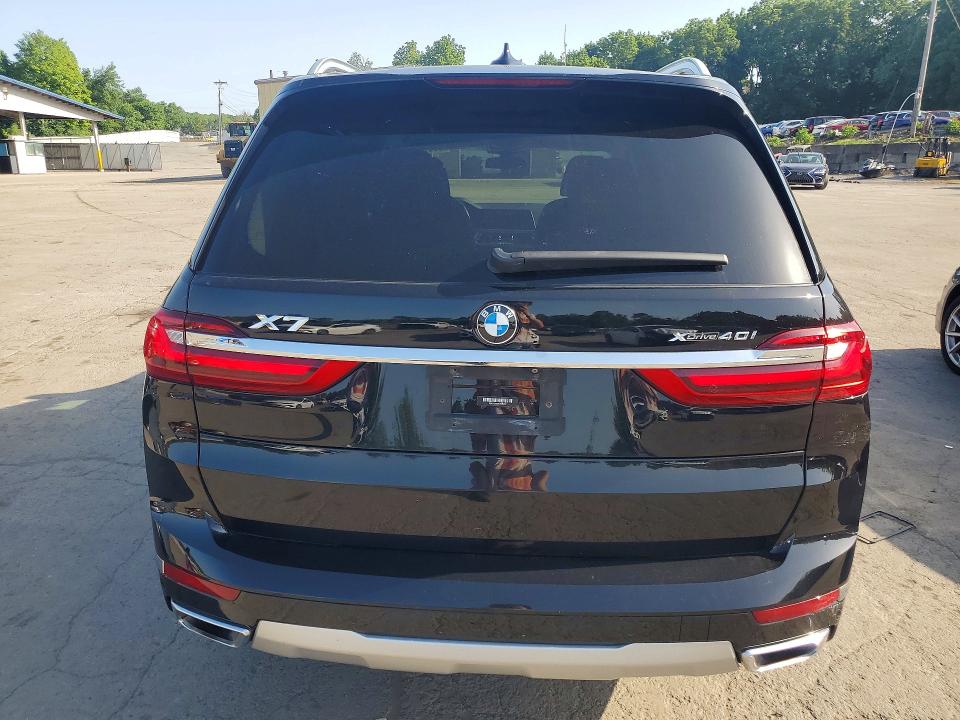 Photo 6 from auction – 2020 BMW X7 with VIN 5UXCW2C05L9B45412